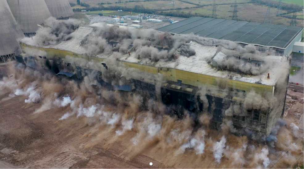 Цахилгаан станцын хуучин барилгыг нураажээ